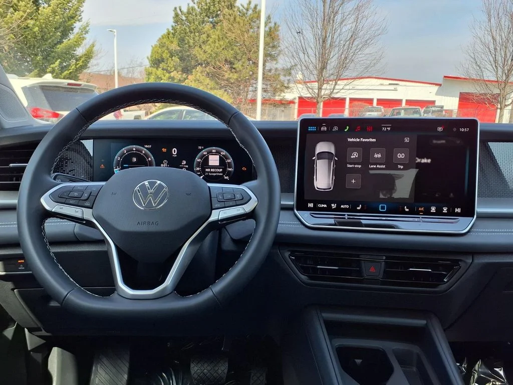 New 2026 Pure White Volkswagen 2.0T SE image 10