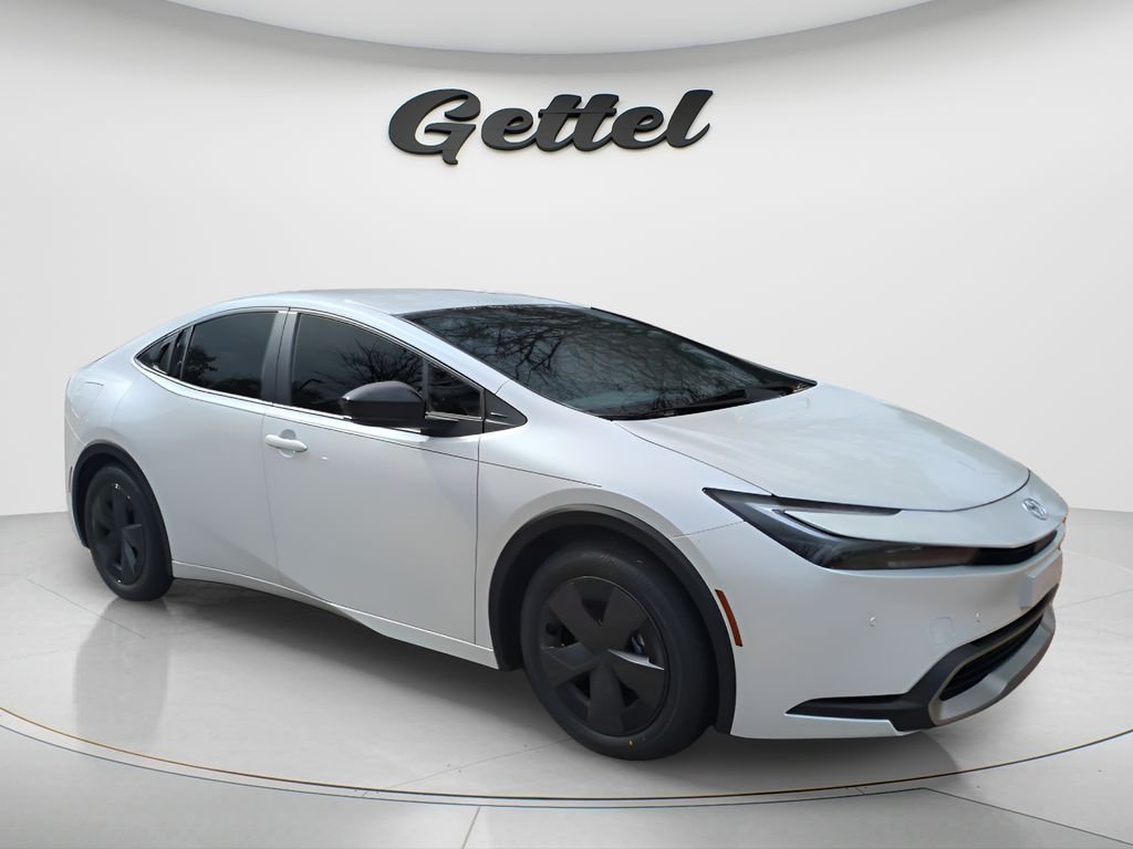 New 2026 Wind Chill Pearl <sup>1</sup> Toyota  SE image 3
