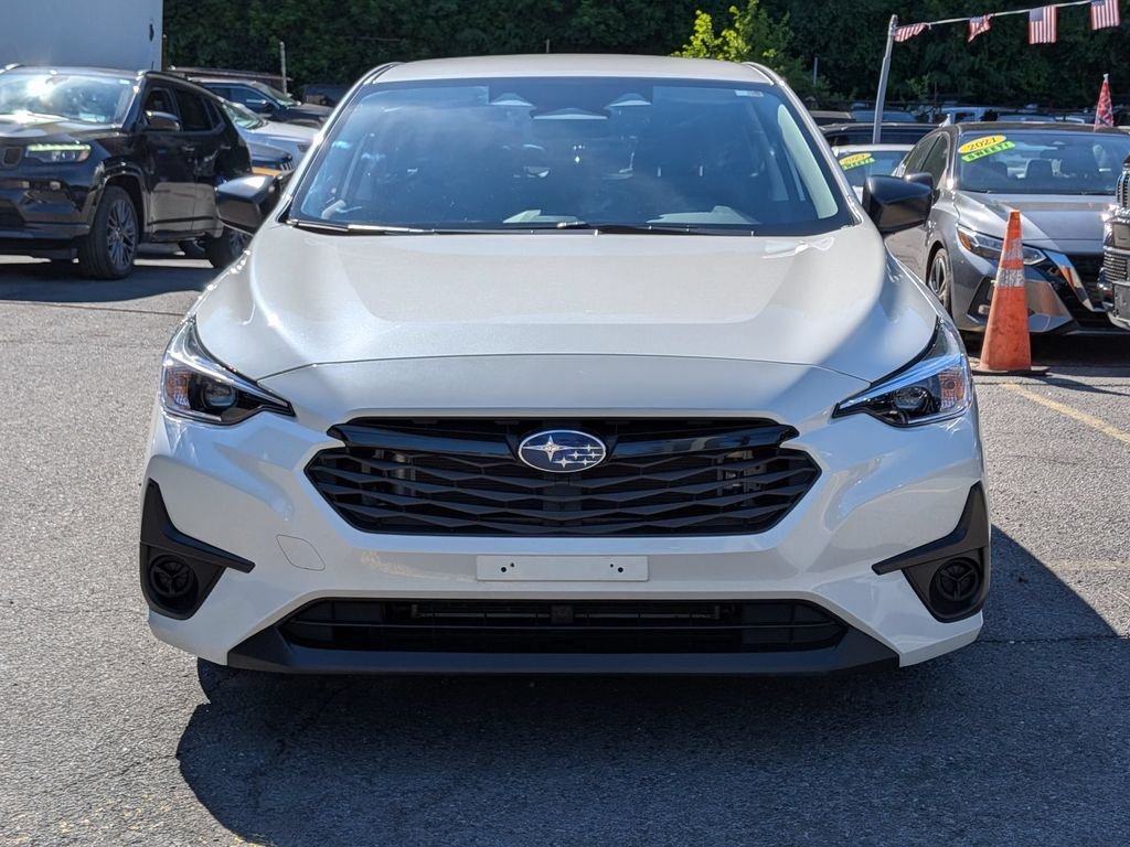 Used 2024 White Subaru Base image 3