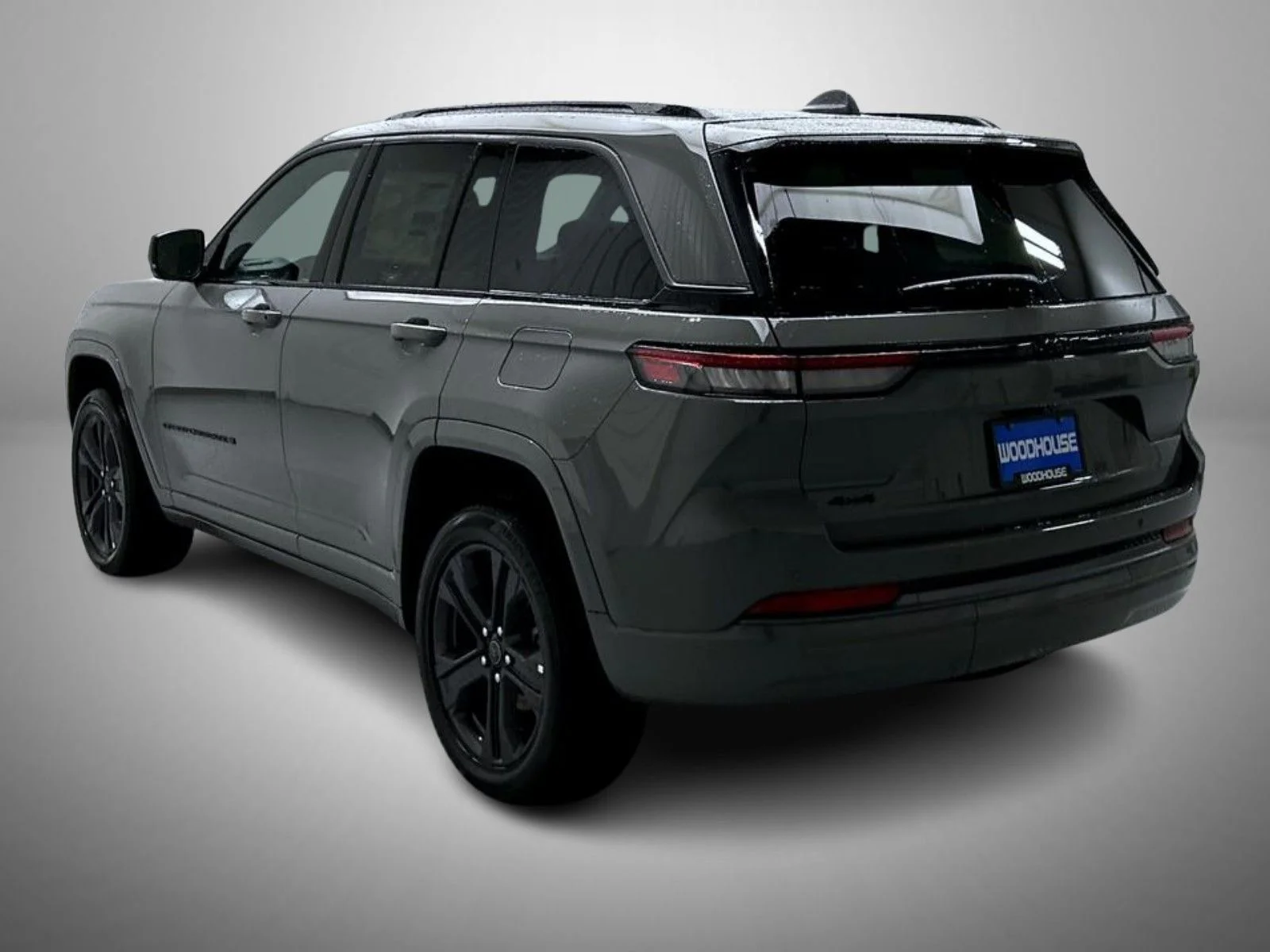 New 2027 Gray Jeep Limited Reserve image 7