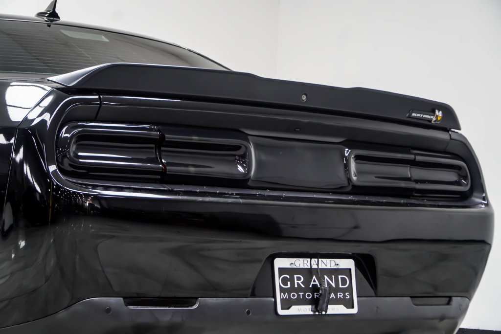 Used 2015 Black Dodge R/T Scat Pack image 17