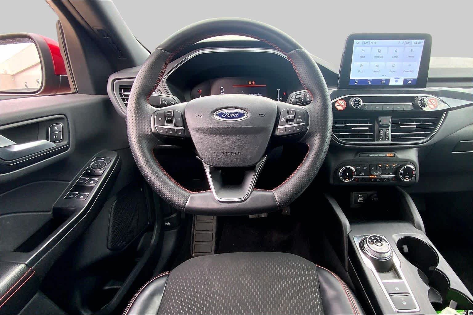 Pre-Owned 2025 Ford Escape ST-Line Select