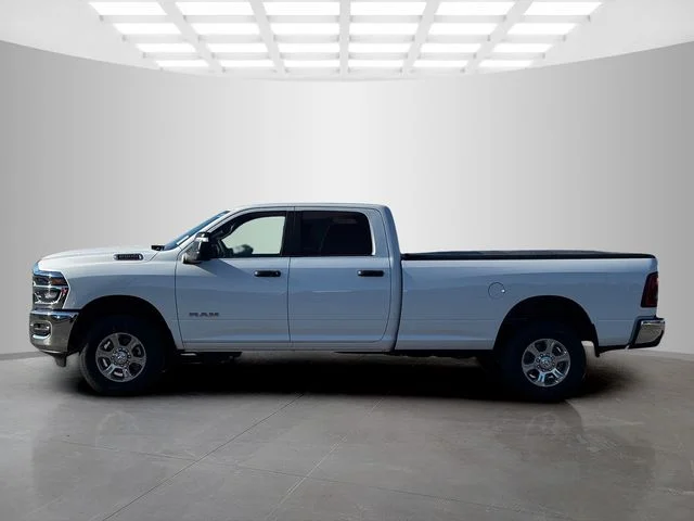 New 2026 Bright White Clear-Coat Exterior Paint RAM BIG HORN image 4