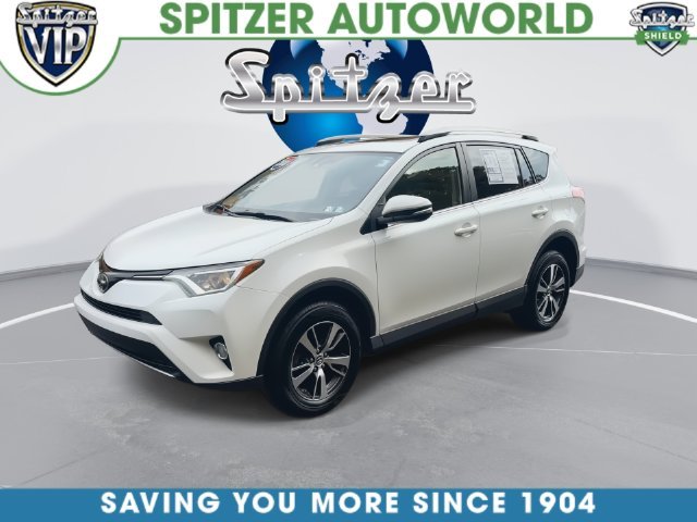Used 2018 White Toyota XLE image 8