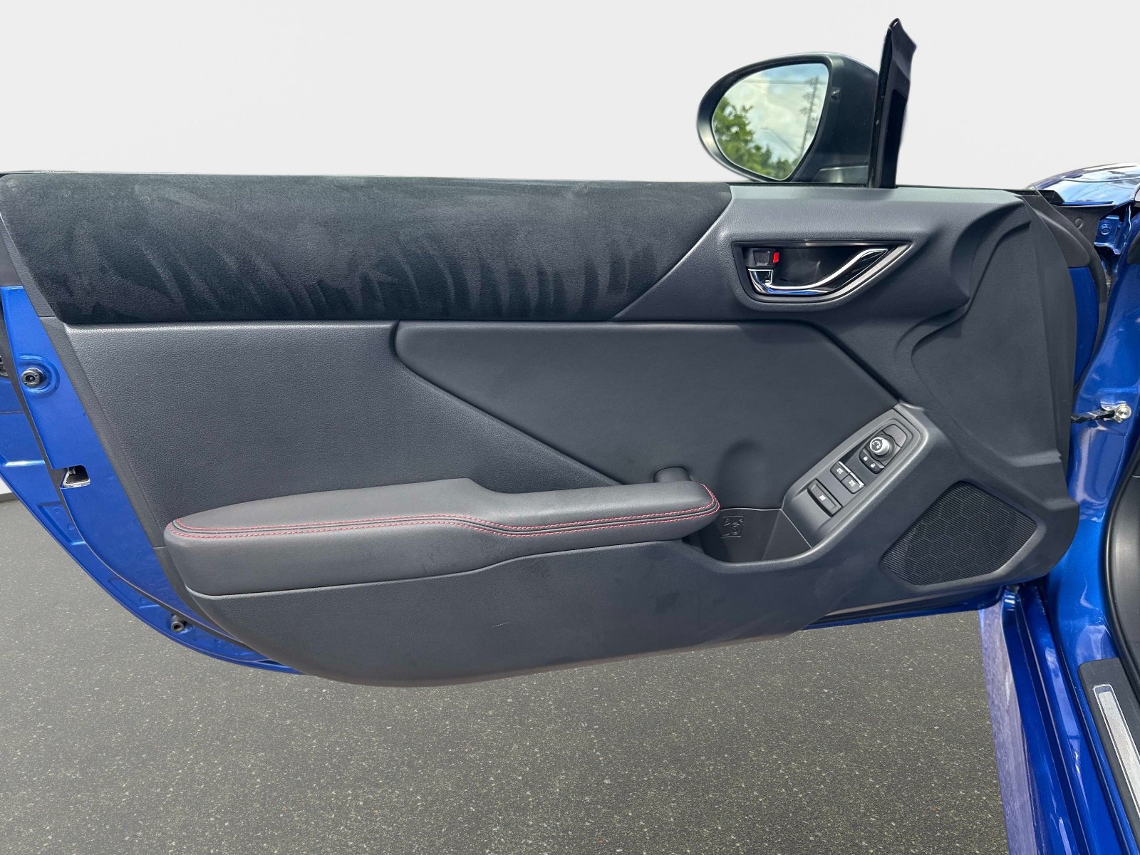 Used 2022 WR Blue Pearl Subaru Limited image 10