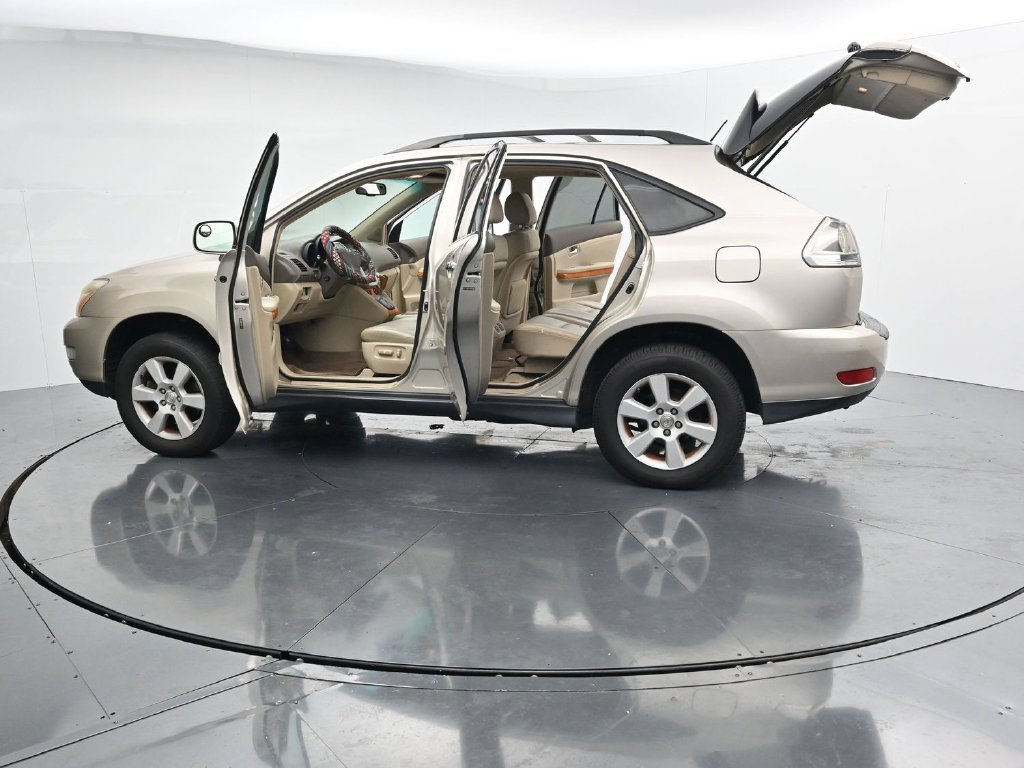 Used 2008  Lexus 350 image 28