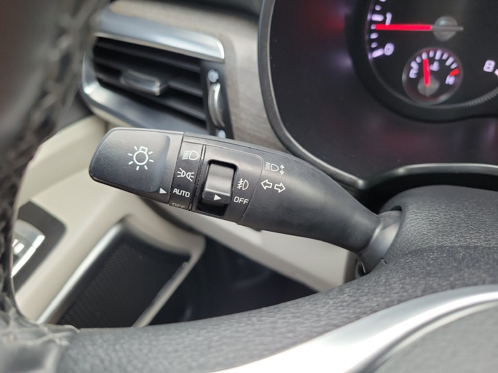 Certified Used 2022 Gravity Gray Kia SX image 32