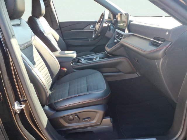 Used 2025  Ford ST-Line image 24