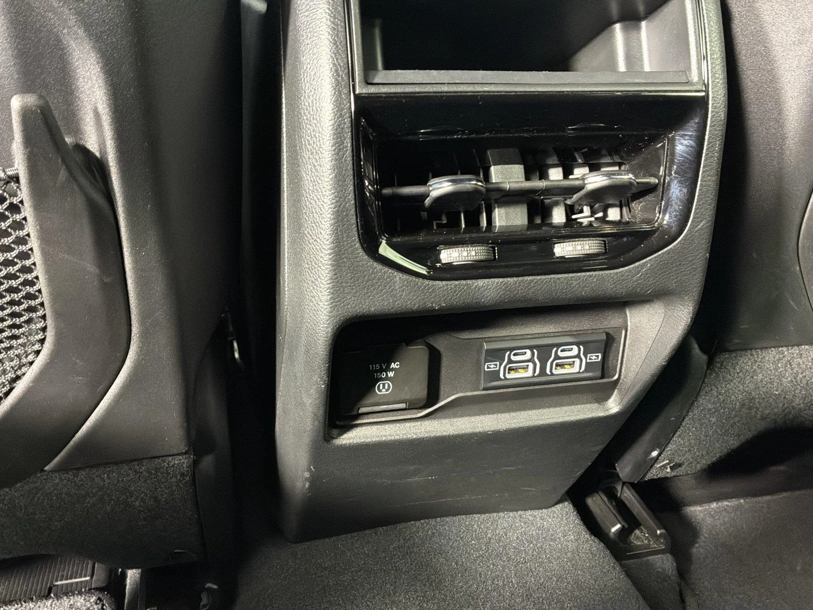 Used 2024 Silver Zynith Jeep Laredo X image 19