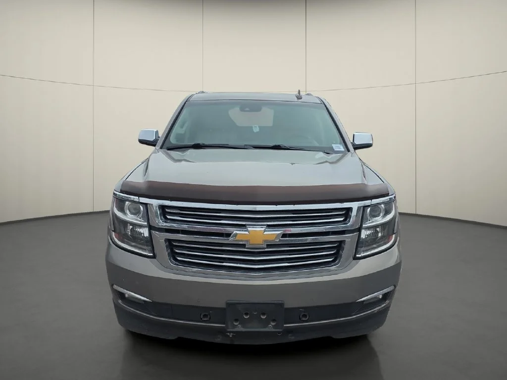 Used 2018 Gray Chevrolet Premier image 2