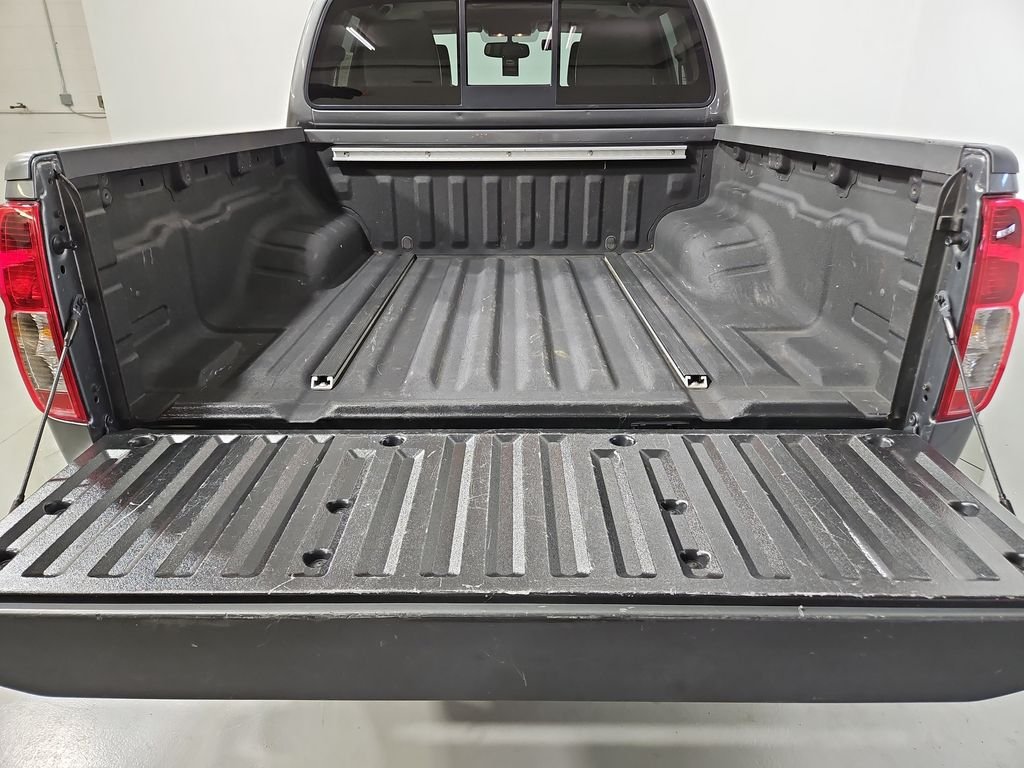 Used 2019 Gray Nissan SL image 24
