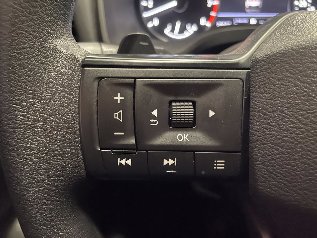 Certified Used 2025 White Nissan S image 12