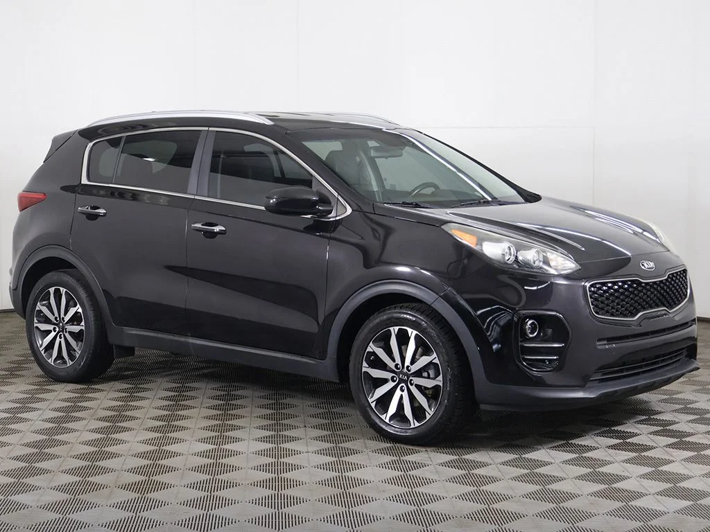 Used 2017 Kia Sportage EX with VIN KNDPN3AC5H7113262 for sale in Streetsboro, OH
