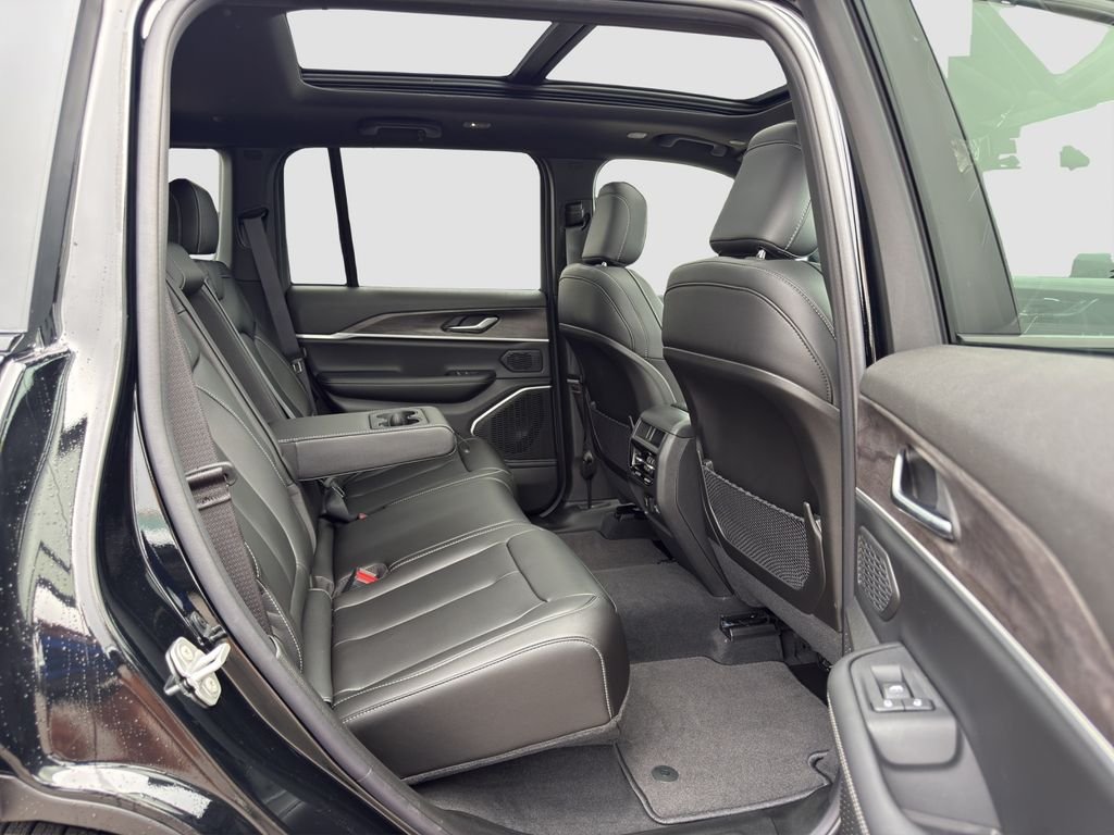 2025 Jeep Grand Cherokee Limited - Photo 19