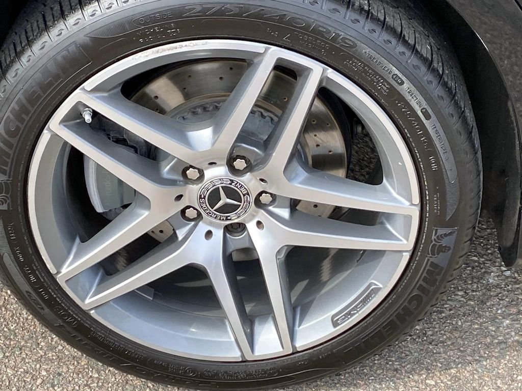 Used 2019 Black Mercedes-Benz S 560 image 26
