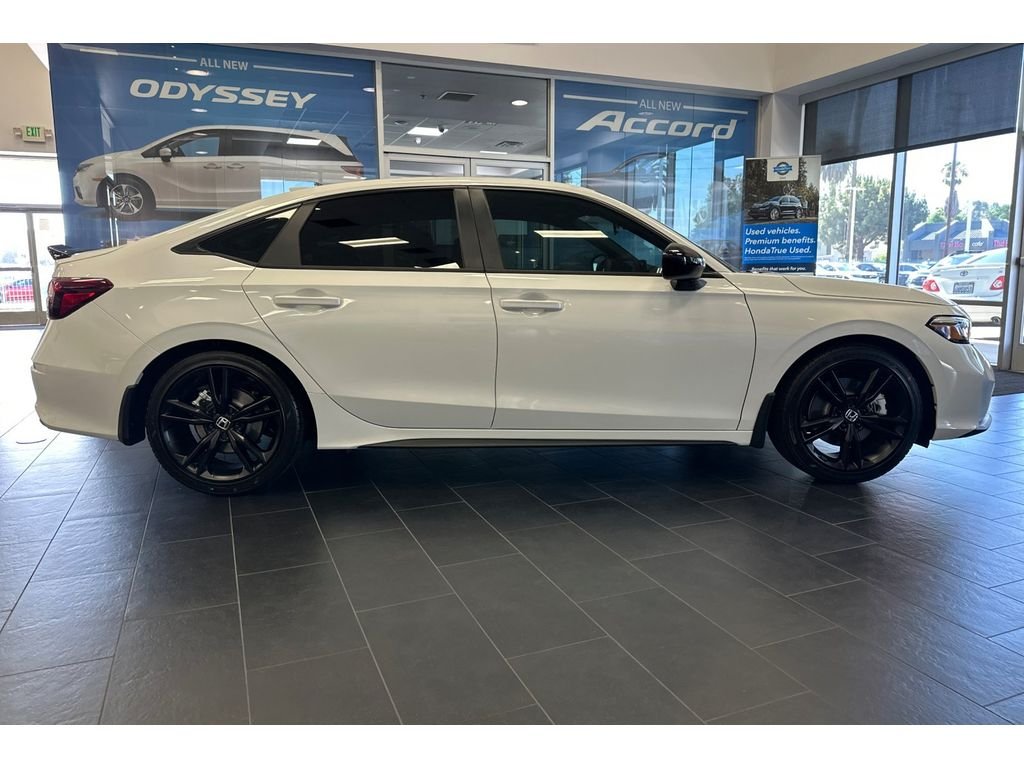 New 2026 Platinum White Pearl Honda  image 3