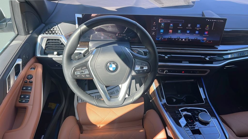 Certified Used 2026 Mineral White Metallic BMW xDrive40i image 13