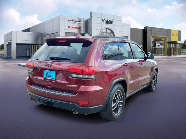 Used 2020 Red Jeep Trailhawk image 4