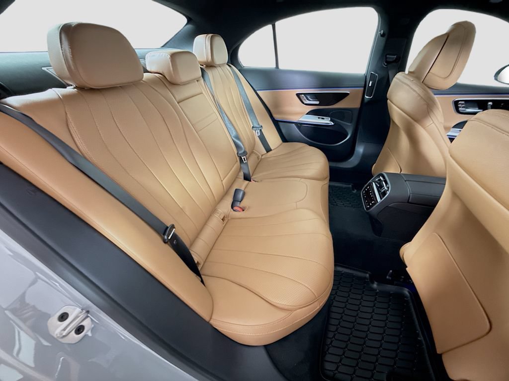 New 2026 MANUFAKTUR Alpine Grey Mercedes-Benz E 350 image 61