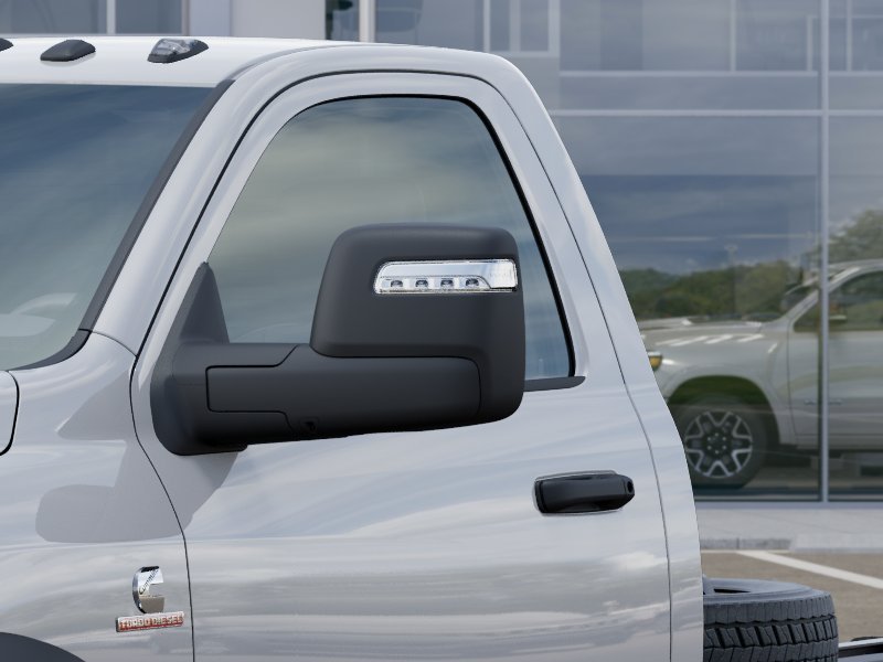 New 2025 Bright White Clear-Coat Exterior Paint RAM Tradesman image 34