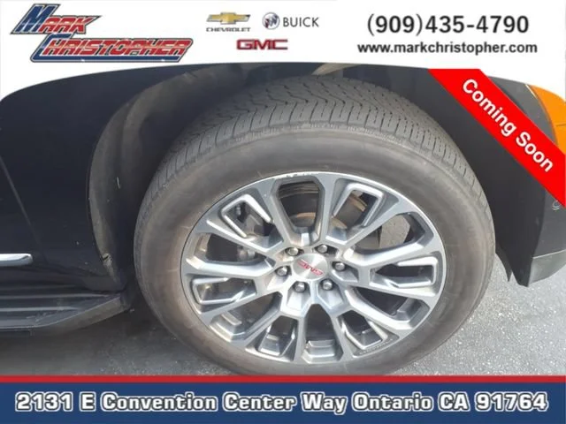 Used 2025 Onyx Black GMC Denali image 3