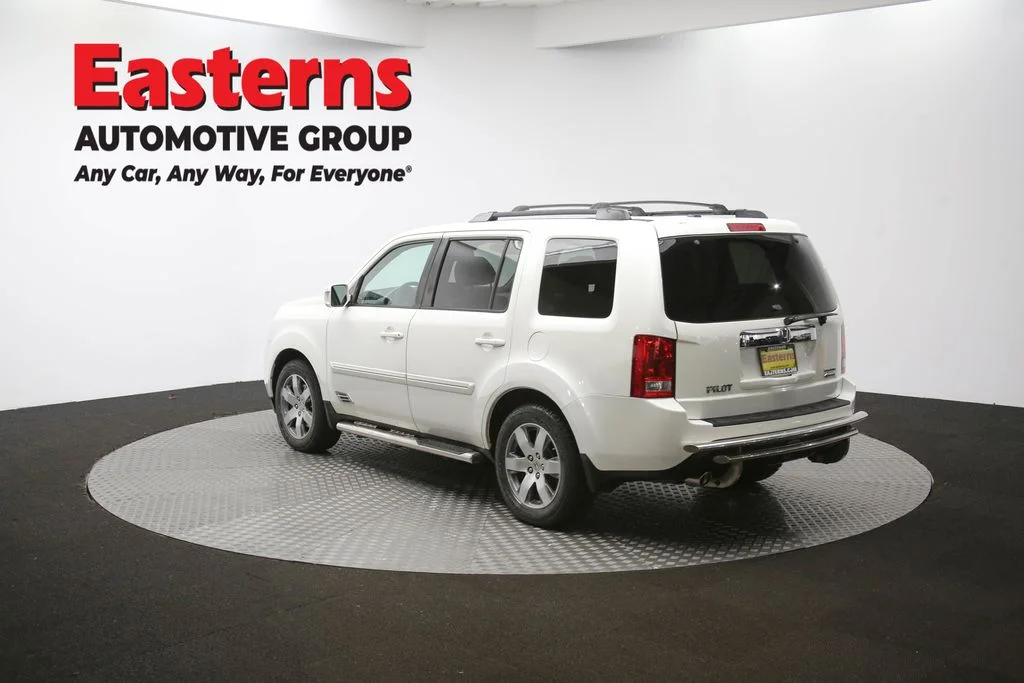 Used 2014 White Honda Touring image 62