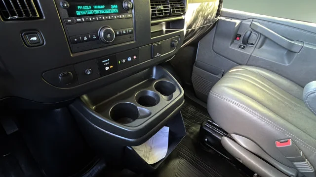 Used 2025 White Chevrolet Work Van image 19
