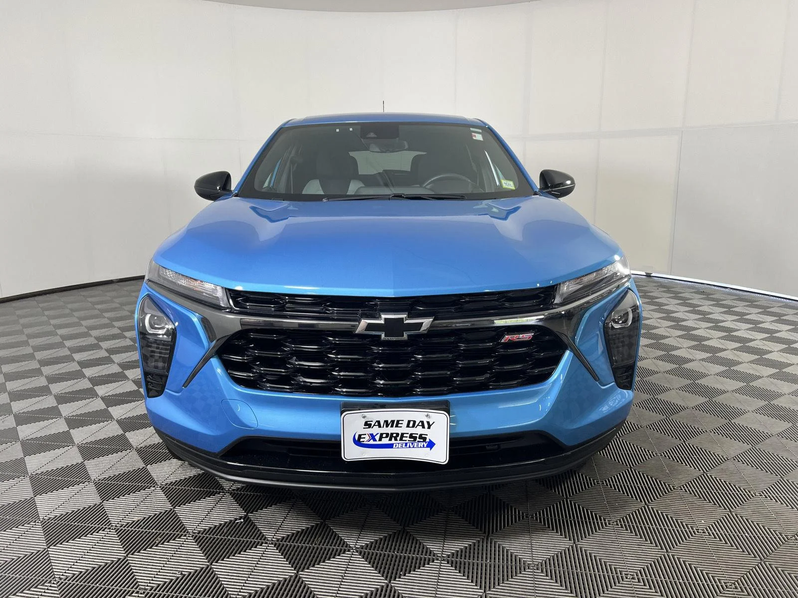 Used 2025 Marina Blue Metallic Chevrolet 1RS image 27