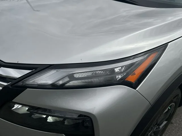 Used 2024 Silver Nissan SV image 9