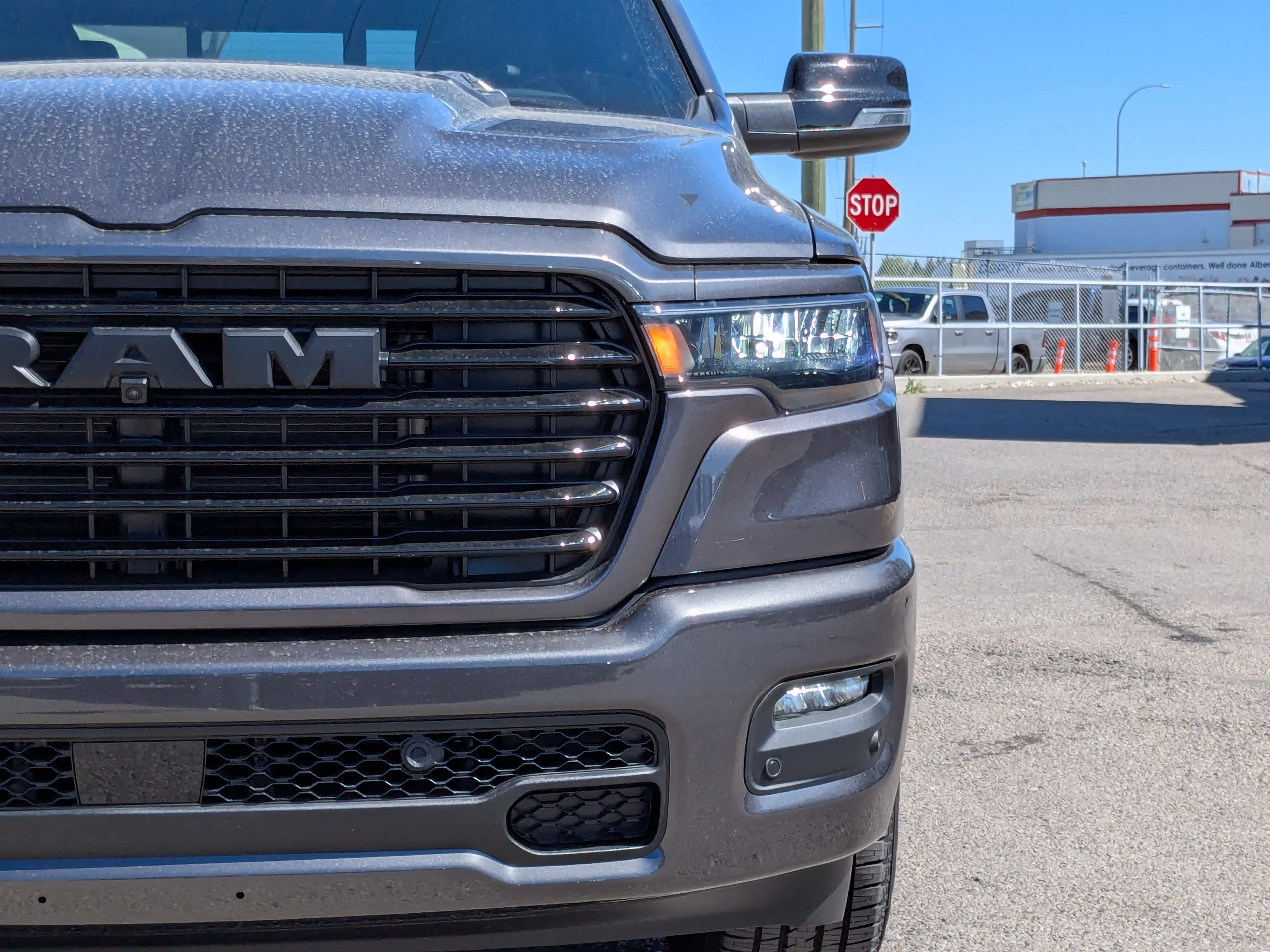 New 2026 Grey RAM Sport - Bed Utility Grp - Power Tailgate - 14.4 Display - Pano Sunroof & Tons More! image 9