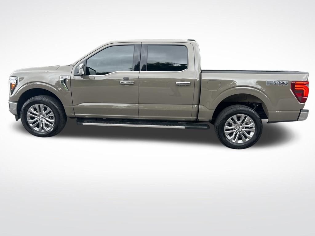 Used 2025 Gray Ford Lariat image 8