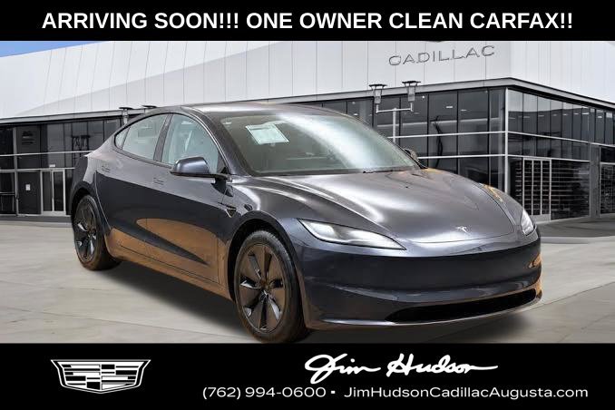 Used 2025  Tesla Long Range image 1