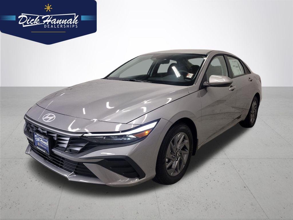 2026 Hyundai Elantra 1.6 HEV Blue's photo