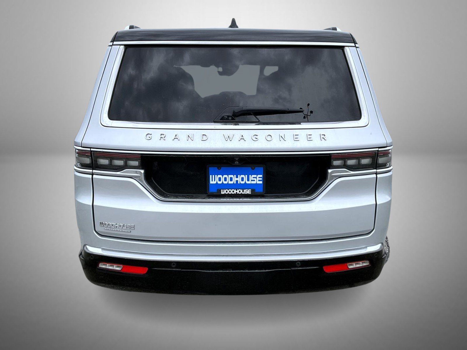 Used 2023 Silver Jeep Base image 6