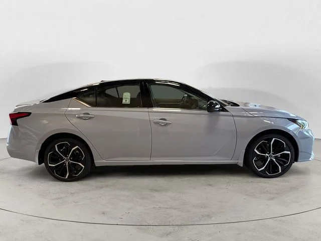 New 2026 Gray Sky Super Black Nissan SR image 6