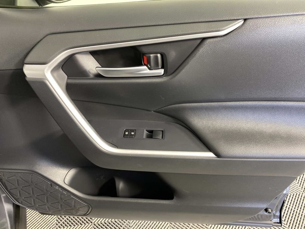 Used 2020 Gray Toyota XLE image 22