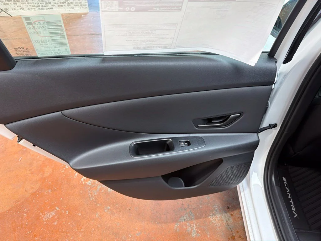 New 2026 Serenity White Hyundai SEL Sport image 21
