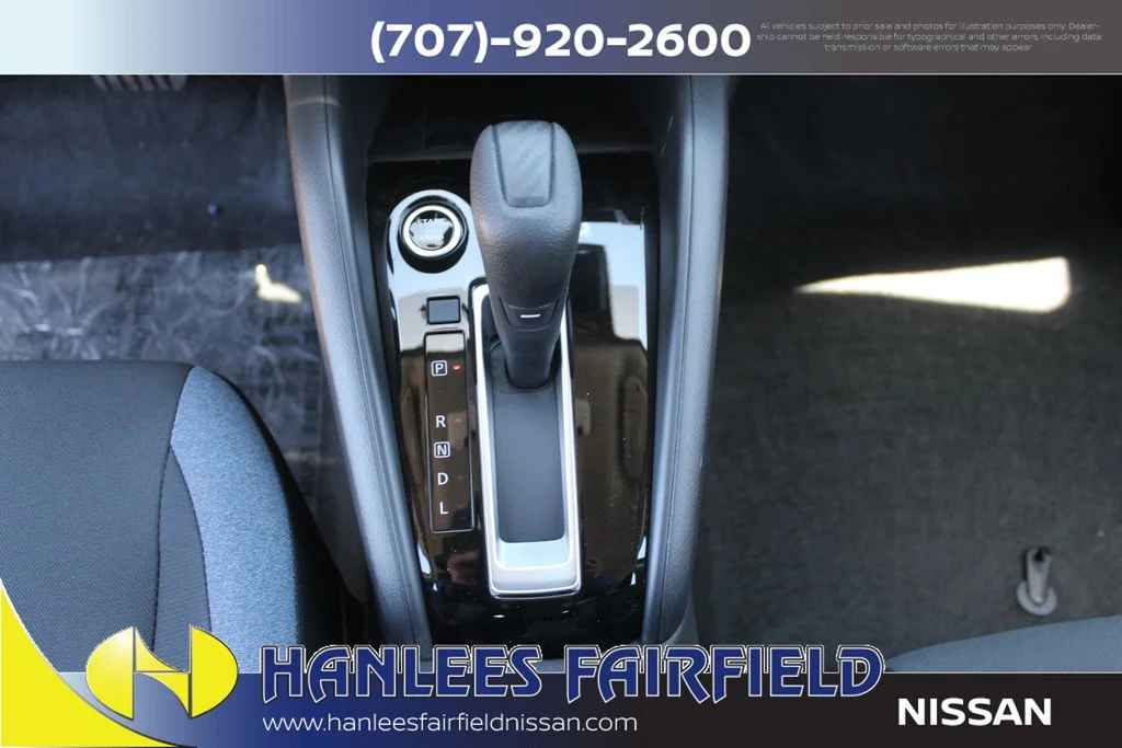 2025 Nissan Versa Sedan SV - Photo 18