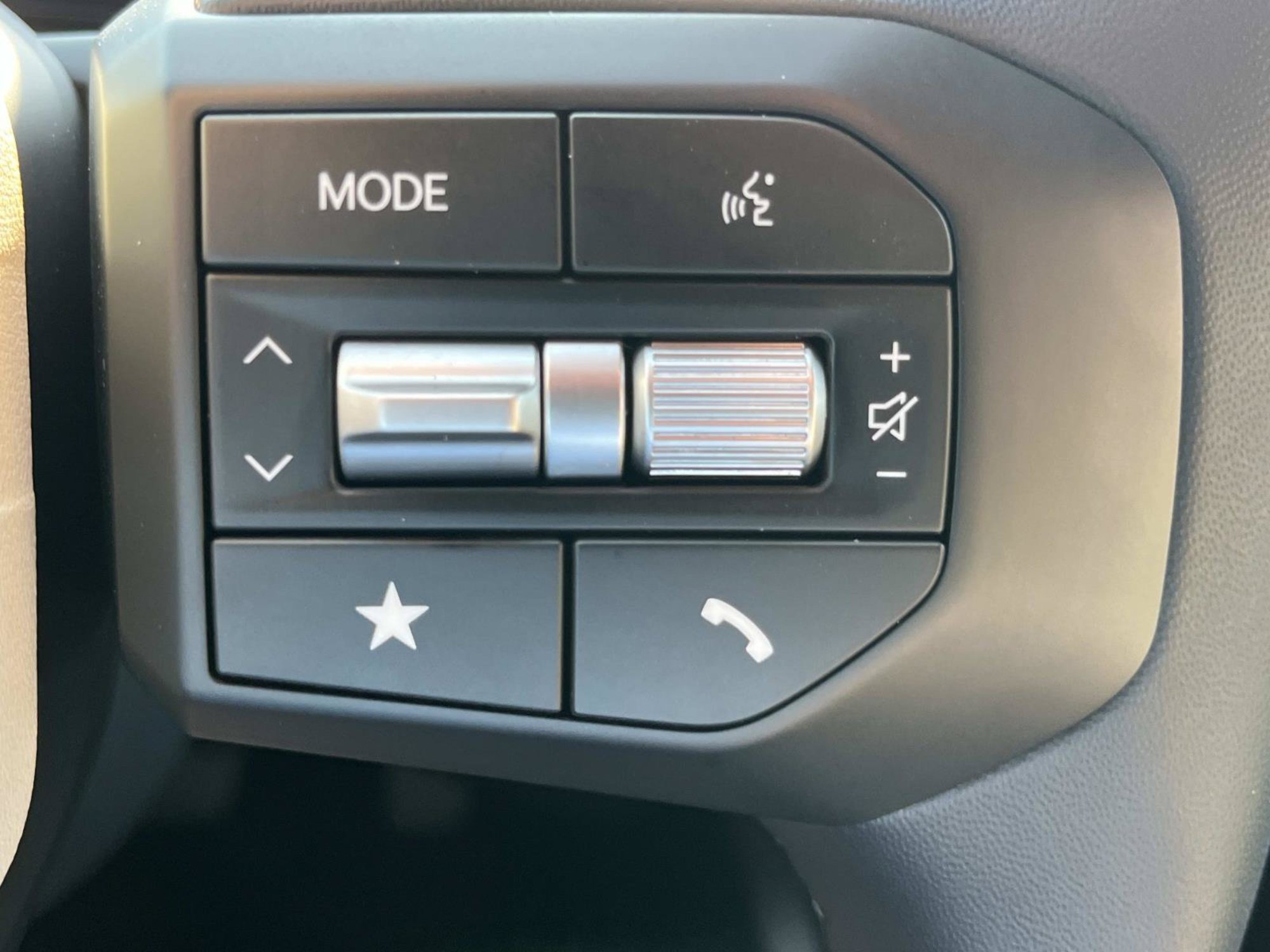 New 2026 Snow White Pearl Kia GT-Line image 26