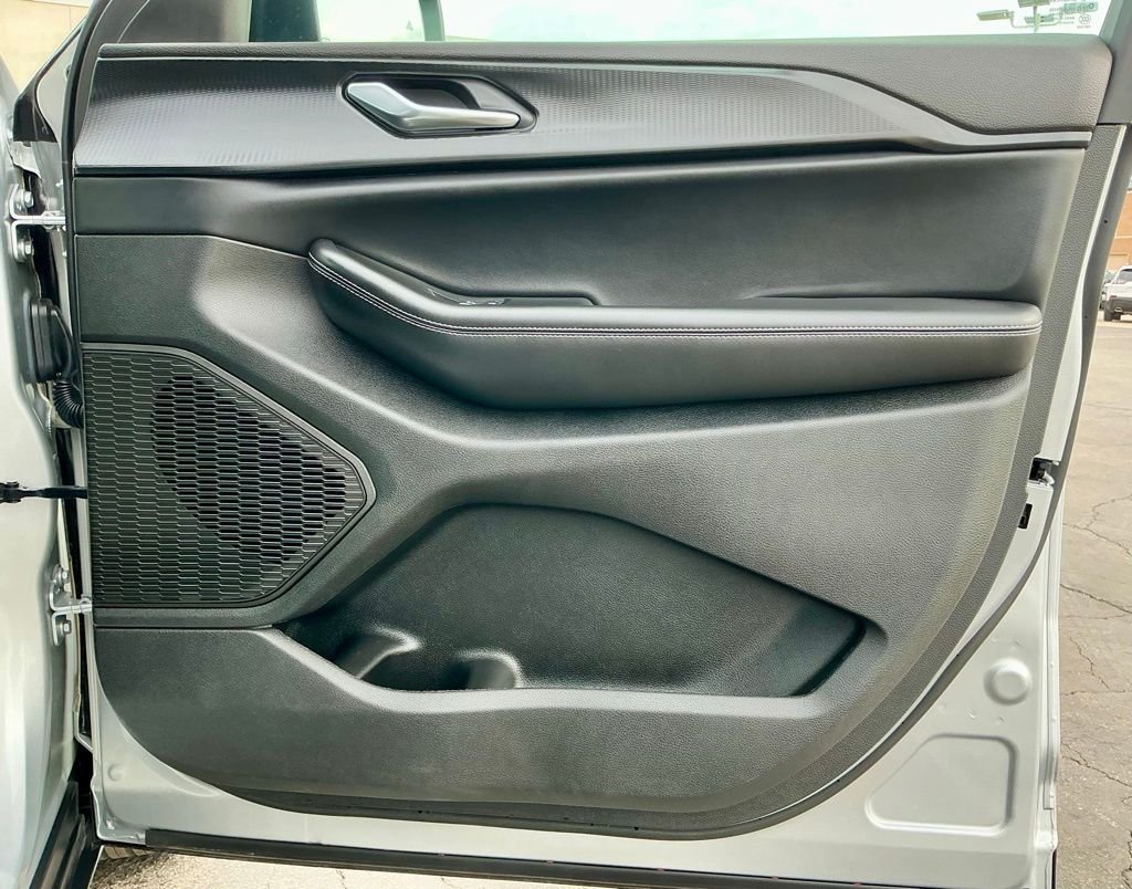 2025 Jeep Grand Cherokee L Laredo - Photo 23