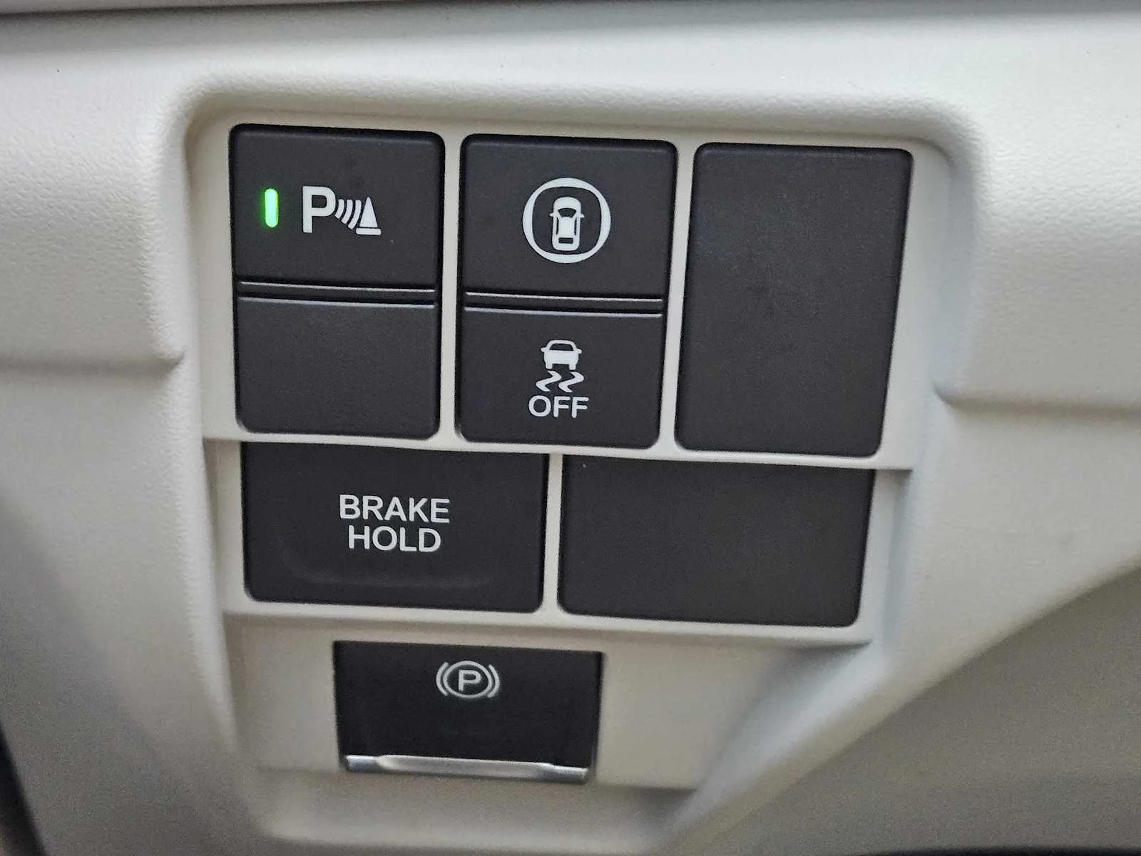 Used 2025 Platinum White Pearl Acura w/Technology Package image 17