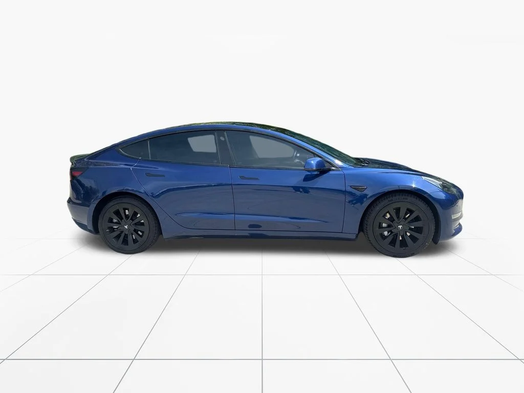 Used 2023 Deep Blue Metallic Tesla Base image 9