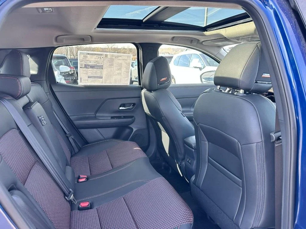 New 2026 Deep Blue Pearl Nissan SR image 4