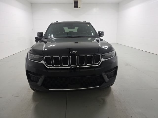 2026 Jeep Grand Cherokee Laredo - Photo 2