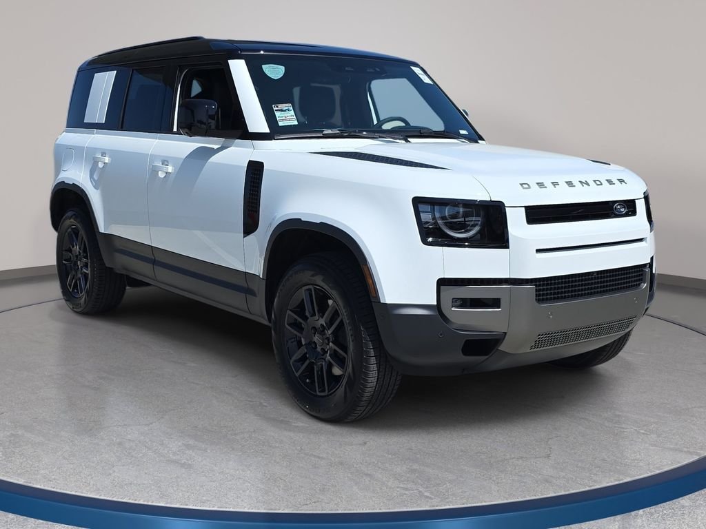 New 2026 Fuji White Land Rover S image 3