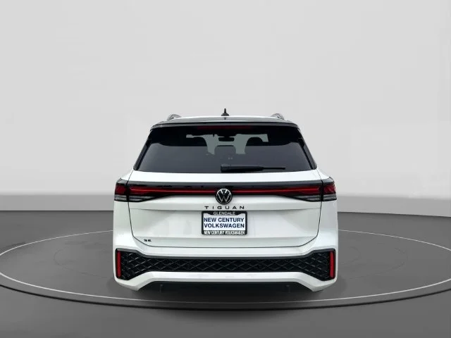 2026 Volkswagen Tiguan photo 4
