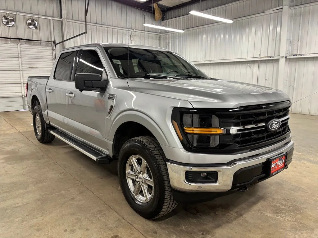 Used 2024 Silver Ford XLT image 1