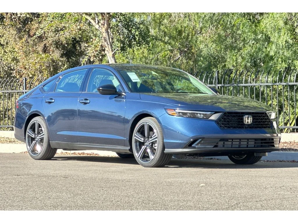 New 2026 Canyon River Blue Metallic Honda SE image 2
