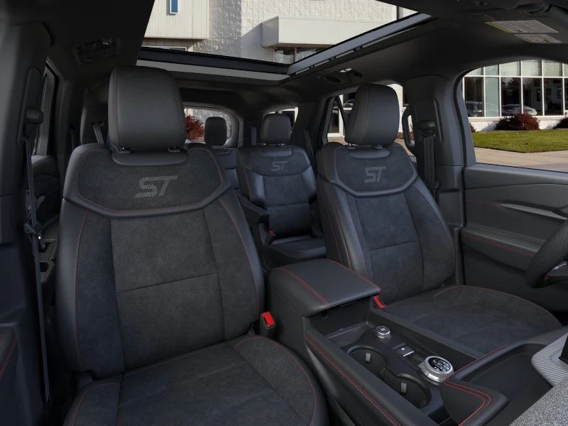 New 2026 Star White Metallic Tri-Coat Ford ST image 11