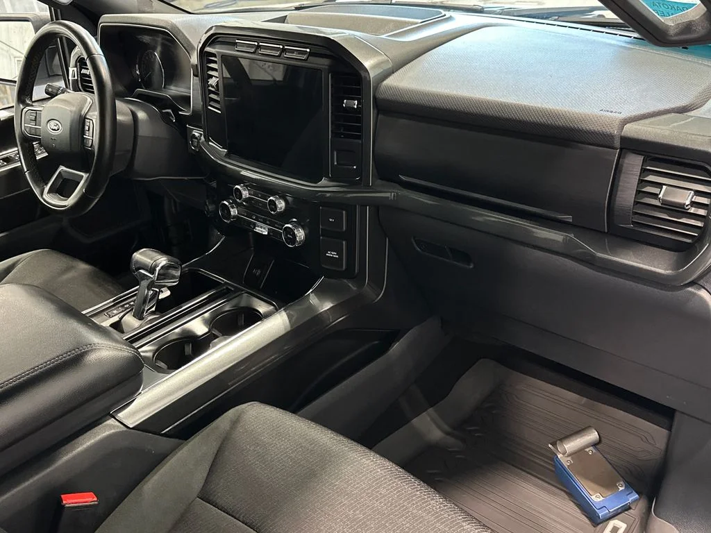 Used 2023 White Ford XLT image 34